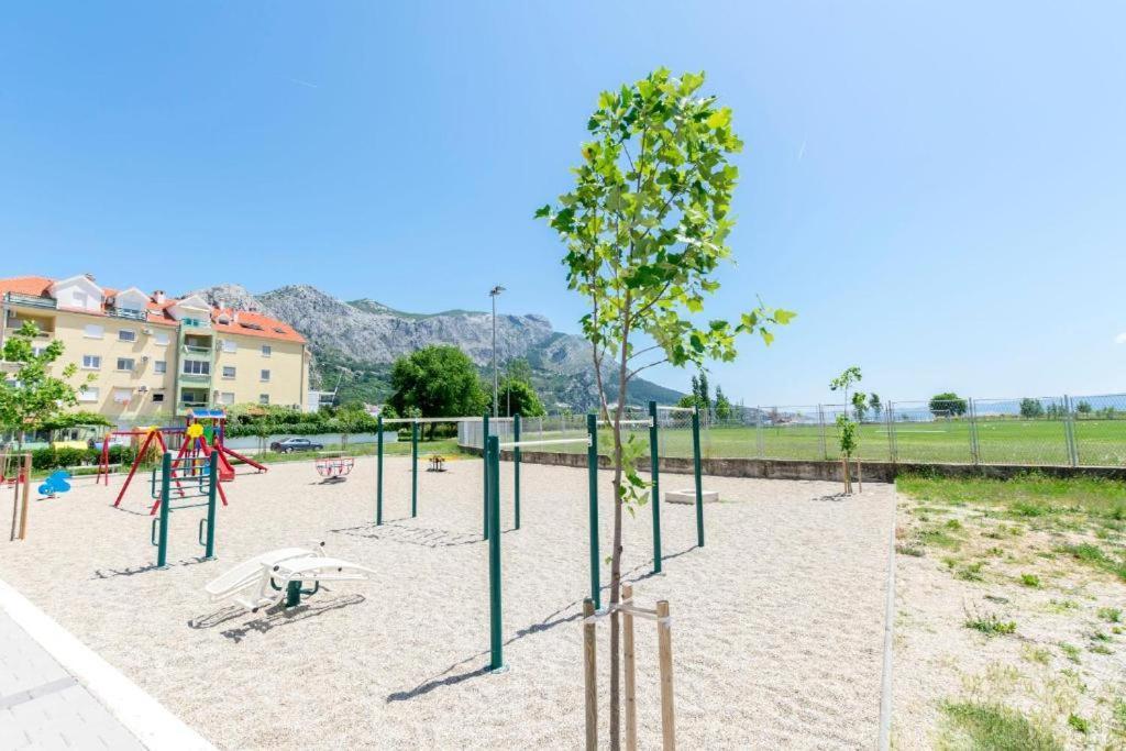 Apartment Pepalo,Omis Free Parking エクステリア 写真