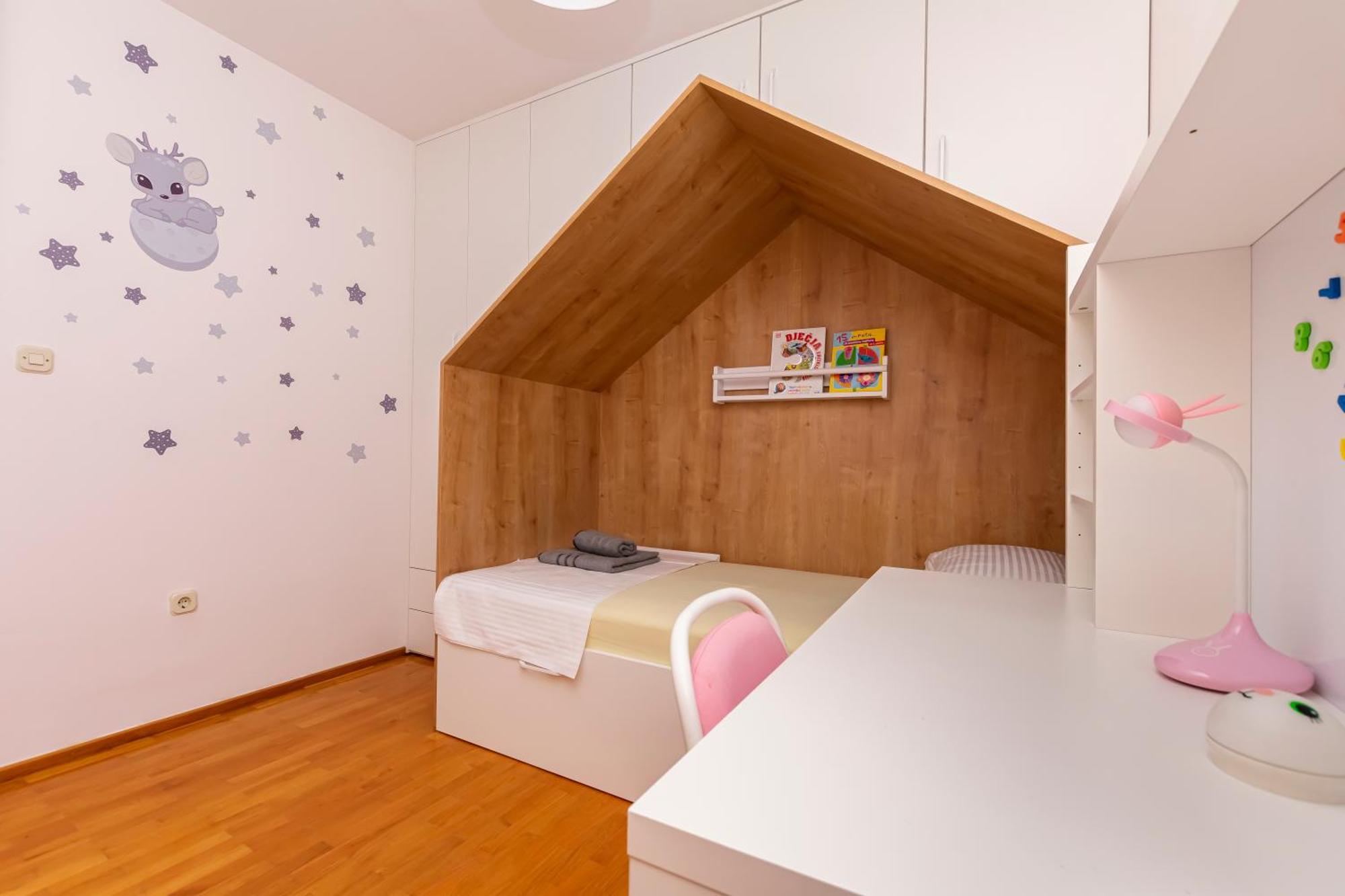 Apartment Pepalo,Omis Free Parking エクステリア 写真